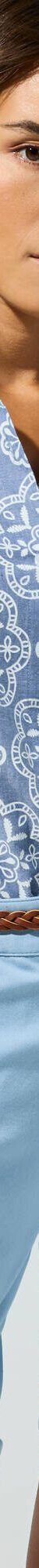 Bedrukte bloes in chambray (blauw) Bedrukte bloes in chambray (blauw)